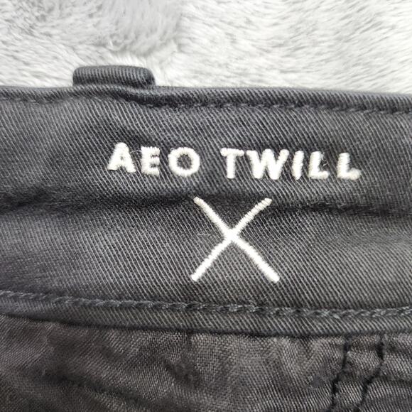 American Eagle Outfitters Shorts Womens 12 Black MIDI AEO Super Stretch Twill - Picture 7 of 15